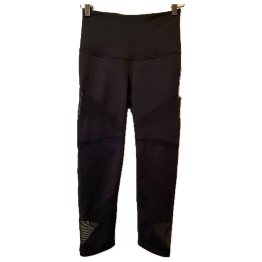 NWT - Zella Cropped Leggings